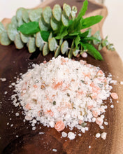 Load image into Gallery viewer, Peppermint Eucalyptus Bath Salts
